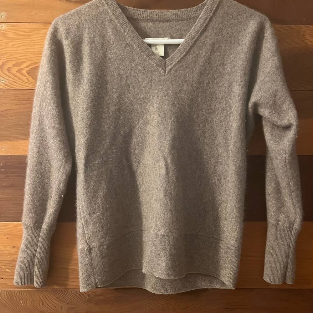 Cashmere sweater